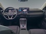 Volkswagen T-Roc 1.5 eTsi Life First Edition 116PK DSG | Trekhaak | Stuurverwarming | Zwart dak |