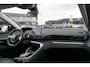 Peugeot 5008 1.2 PureTech Allure AUT | Gris Platinium | Carplay/Stoelverwarming/Cruise/Camera - Keurig!