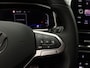 Volkswagen T-Roc 1.5 TSI R-Line Edition | Apple CarPlay & Android auto | parkeersensoren rondom | Achteruitrijcamera | Adaptieve cruise control | Navi | Verwarmbare stoelen | Dodehoek detectie |