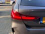 BMW 1-Serie 116d Executive | 1E EIGENAAR | 12MND GARANTIE | AUTOMAAT | LED | CARPLAY | SFEERVERLICHTING | CRUISE | AIRCO |