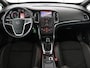 Opel Cascada 1.4 Turbo Cosmo | Stoelverwarming | Trekhaak | Camera | Navigatie | Windscherm | Climate control | Bluetooth | Cruise control | Parkeerhulp
