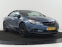 Opel Cascada 1.4 Turbo Cosmo | Stoelverwarming | Trekhaak | Camera | Navigatie | Windscherm | Climate control | Bluetooth | Cruise control | Parkeerhulp