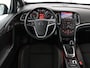 Opel Cascada 1.4 Turbo Cosmo | Stoelverwarming | Trekhaak | Camera | Navigatie | Windscherm | Climate control | Bluetooth | Cruise control | Parkeerhulp