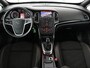 Opel Cascada 1.4 Turbo Cosmo | Stoelverwarming | Trekhaak | Camera | Navigatie | Windscherm | Climate control | Bluetooth | Cruise control | Parkeerhulp
