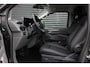 Volkswagen e-Transporter 34 L2H1 64kWh 218PK / JB- EDITON / 325KM WLTP RANGE / APPLE CARPLAY / DRIVERS- PACK / FULL BLACK OPTION