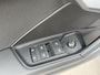Audi A3 Sportback 30 TFSI Advanced edition Automaat | Sportstoelen | LED verlichting | Climate & cruise control | Apple CarPlay/Android Auto | Navigatiesysteem | DAB ontvangst | Parkeersensoren achter