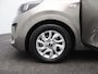 Kia Picanto 1.0 MPi DynamicPlusLine | Trekhaak voor fietsendrager | All Season banden | Lichtmetaal velgen | Achteruitrijcamera | Lederen stuur met stuurbediening | Navigatie | Electrisch bediende ramen voor en achter |