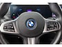 BMW i4 EDrive35 70 kWh M-sportpakket SoH 93,46%(1e Eig, Dealer OndH, Navi Pro, Camera, Carplay, Addapt Cruise, StoelV, PDC V+A,Etc