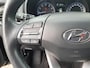 Hyundai Kona 1.6T 177pk Fashion | Trekhaak | Stoel en stuurverwarming | Dodehoek detectie | Navigatie | Camera | Apple Carplay / Android Auto |