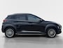 Hyundai Kona 1.6T 177pk Fashion | Trekhaak | Stoel en stuurverwarming | Dodehoek detectie | Navigatie | Camera | Apple Carplay / Android Auto |