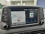 Hyundai Kona 1.6T 177pk Fashion | Trekhaak | Stoel en stuurverwarming | Dodehoek detectie | Navigatie | Camera | Apple Carplay / Android Auto |