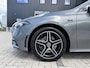 Mercedes-Benz A-klasse 250 e AMG / Night / Pano / Sfeerverlichting / Stoelverwarming / Wide-Screen