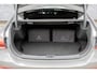 Mercedes-Benz A-klasse A 250 e Advantage | Plug-in Hybrid (PHEV) | AMG-Line | Night-pakket | MBUX Volledig Digitaal | Apple Carplay | Android Auto | Stoelverwarming | Parkeersensoren | Lichtmetalen Velgen 18 inch