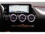 Mercedes-Benz EQA 250 AMG Line 67 kWh 191PK, RIJKLAAR | ALCANTARA/LEER | CAMERA | STOELVERWARMING | 20" LM-VELGEN
