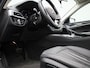 BMW 5-Serie Touring 520e 150kW | PANORAMADAK | ACHTERUITRIJCAMERA 360° | LEDER INTERIEUR | GROOT NAVIGATIE | CLIMATE CONTROL | LED VERLICHTING | TREKHAK WEGKLAPBAAR |