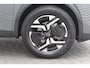 Peugeot 2008 1.2 HYBRID 145PK ALLURE AUTOMAAT / NAVI / LEDER / CLIMA / LED / PDC / 17" LMV / KEYLESS / 360° CAMERA / ADAPT. CRUISECONTROL / 1E EIGENAAR / NIEUWSTAAT !!
