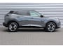 Peugeot 2008 1.2 HYBRID 145PK ALLURE AUTOMAAT / NAVI / LEDER / CLIMA / LED / PDC / 17" LMV / KEYLESS / 360° CAMERA / ADAPT. CRUISECONTROL / 1E EIGENAAR / NIEUWSTAAT !!