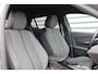 Peugeot 2008 1.2 HYBRID 145PK ALLURE AUTOMAAT / NAVI / LEDER / CLIMA / LED / PDC / 17" LMV / KEYLESS / 360° CAMERA / ADAPT. CRUISECONTROL / 1E EIGENAAR / NIEUWSTAAT !!