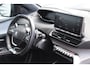 Peugeot 3008 1.2 PURETECH 130PK GT PACK AUTOMAAT / NAVI / LEDER / CLIMA / PDC / 19" LMV / CAMERA / BLACK PACK / KEYLESS / WINTERPAKKET / FULL-LED / 1E EIGENAAR / NIEUWSTAAT !!
