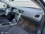 Volvo V60 1.6 T4Momentum/182PK/NW APK/1E EIG/AIRC/CRUISE/PDC