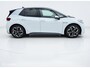 Volkswagen ID.3 First Plus 58 kWh 204PK | SOH 92% | Trekhaak | Garantie | APK Nieuw