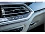 BMW X5 xDrive45e M-Sport Dravid Grau Skylounge / Bowers & Wilkins / Achteras sturing / Individual / Alcantara Hemel /