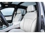 BMW X5 xDrive45e M-Sport Dravid Grau Skylounge / Bowers & Wilkins / Achteras sturing / Individual / Alcantara Hemel /