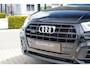 Audi Q5 50 TFSI e Quattro S edition | Luchtvering | Trekhaak | Ambiance sfeerverlichting | Panoramisch schuif/kanteldak | Head-up Display | HD Matrix LED verlichting | Half lederen interieur | Zwart optiek |