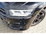 Audi Q5 50 TFSI e Quattro S edition | Luchtvering | Trekhaak | Ambiance sfeerverlichting | Panoramisch schuif/kanteldak | Head-up Display | HD Matrix LED verlichting | Half lederen interieur | Zwart optiek |