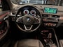 BMW X1 SDrive20i High Executive AUT/LED/NAVI/HUD/LEDER/CAMERA/PDC/DEALER-ONDERHOUDEN