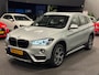 BMW X1 SDrive20i High Executive AUT/LED/NAVI/HUD/LEDER/CAMERA/PDC/DEALER-ONDERHOUDEN