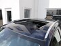 Honda HR-V 1.5 i-VTEC Executive | Panoramadak | Half leder | Achteruitrijcamera | Keyless entry | Volledig dealer onderhouden | Climate Control | Hoge instap | Automaat