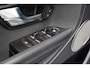 Land Rover Range Rover Evoque 2.0 Si 4WD 241pk | NL auto | Panoramadak | Trekhaak | Leer | 19 Inch | Stoelverwarming | Voorrruitverwarming | Verwarmd stuurwiel