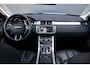 Land Rover Range Rover Evoque 2.0 Si 4WD 241pk | NL auto | Panoramadak | Trekhaak | Leer | 19 Inch | Stoelverwarming | Voorrruitverwarming | Verwarmd stuurwiel