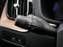 Volvo XC60 2.0 T8 Plug-in hybrid AWD Ultimate Dark | 455PK | Luchtvering | Bowers & Wilkens | 360°-camera | Stoelventilatie | Massage | Nappa | Panoramadak | Trekhaak | Orrefors Sweden | Head-up display | Stoelverwarming V+A
