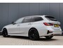 BMW 3-Serie Touring 320e High Executive Sportline | Laser Light | Pano | Digital Key | Camera | Vernasca Leder | 19 Inch M Sport Velgen