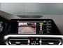 BMW 3-Serie Touring 320e High Executive Sportline | Laser Light | Pano | Digital Key | Camera | Vernasca Leder | 19 Inch M Sport Velgen