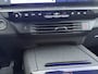 Peugeot E-3008 Allure | Elektrische parkeerrem | Extra getinte achterste zijruiten en achterruit