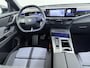 Peugeot E-3008 Allure | Elektrische parkeerrem | Extra getinte achterste zijruiten en achterruit