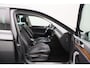 Volkswagen Passat Variant 1.4 TSI GTE Highline 2016 Panoramadak | Trekhaak | Bluetooth | Stoelverwarming | Ergocomfort | Navigatie | LED | Cruise control | Climate control | Lichtmetaal | Goed onderhouden