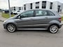 Mercedes-Benz B-klasse 180 BlueEFFICIENCY Business CLass bj 2011 AIRCO