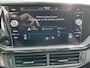 Volkswagen T-Cross 1.0 TSI Life Design Black App connect / Airco / Parkeersensoren / Extra getint glas / 17"LM Velgen