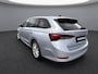 Skoda Octavia Combi 1.0 TSI Business Edition Navigatie / Parkeersensoren / Smartlink / LED verlichting / 17"LM velgen Garantie tot 14-06-2028