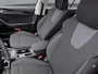 Skoda Octavia Combi 1.0 TSI Business Edition Navigatie / Parkeersensoren / Smartlink / LED verlichting / 17"LM velgen Garantie tot 14-06-2028