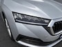 Skoda Octavia Combi 1.0 TSI Business Edition Navigatie / Parkeersensoren / Smartlink / LED verlichting / 17"LM velgen Garantie tot 14-06-2028