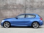 BMW 1-Serie 120i Edition M Sport Shadow High Executive | Automaat | APK 06-2027 | Navigatie | Camera | Leder | Cruise control |