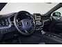 Volvo XC60 T8 Recharge AWD Plus Black Edition - Luchtvering - Panorama/schuifdak - IntelliSafe Assist & Surround - 360º Camera - Harman/Kardon audio - Adaptieve LED koplampen - Verwarmde voorstoelen, stuur & achterbank - Parkeersensoren voor & achter - Elektr. bedienb. voorstoelen met geheugen - Head up display - Draadloze tel. lader - Extra getint glas - Inklapbare trekhaak - 21' LMV