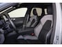 Volvo XC60 T8 Recharge AWD Plus Black Edition - Luchtvering - Panorama/schuifdak - IntelliSafe Assist & Surround - 360º Camera - Harman/Kardon audio - Adaptieve LED koplampen - Verwarmde voorstoelen, stuur & achterbank - Parkeersensoren voor & achter - Elektr. bedienb. voorstoelen met geheugen - Head up display - Draadloze tel. lader - Extra getint glas - Inklapbare trekhaak - 21' LMV