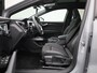 Audi Q4 Sportback e-tron 45 Edition 82 kWh l Adaptive cruise control l Climate control l Warmtepomp l Glazen panoramadak l Stoelverwarming l Head-up display l 360 graden camera l Apple Carplay / Android Auto l Navigatie l Privacy glas l Optiekpakket zwart plus