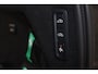 Volvo XC90 T8 Recharge AWD Ultra Dark - Luchtvering - Panorama/schuifdak - IntelliSafe Assist & Surround - 360º Camera - Bowers & Wilkins audio - Adaptieve LED koplampen - Verwarmde voorstoelen, stuur & achterbank - Parkeersensoren voor & achter - Elektr. bedienb. voorstoelen met geheugen - Geventileerde voorstoelen - Head up display - Draadloze tel. lader - Extra getint glas - Inklapbare trekhaak - 21' LMV